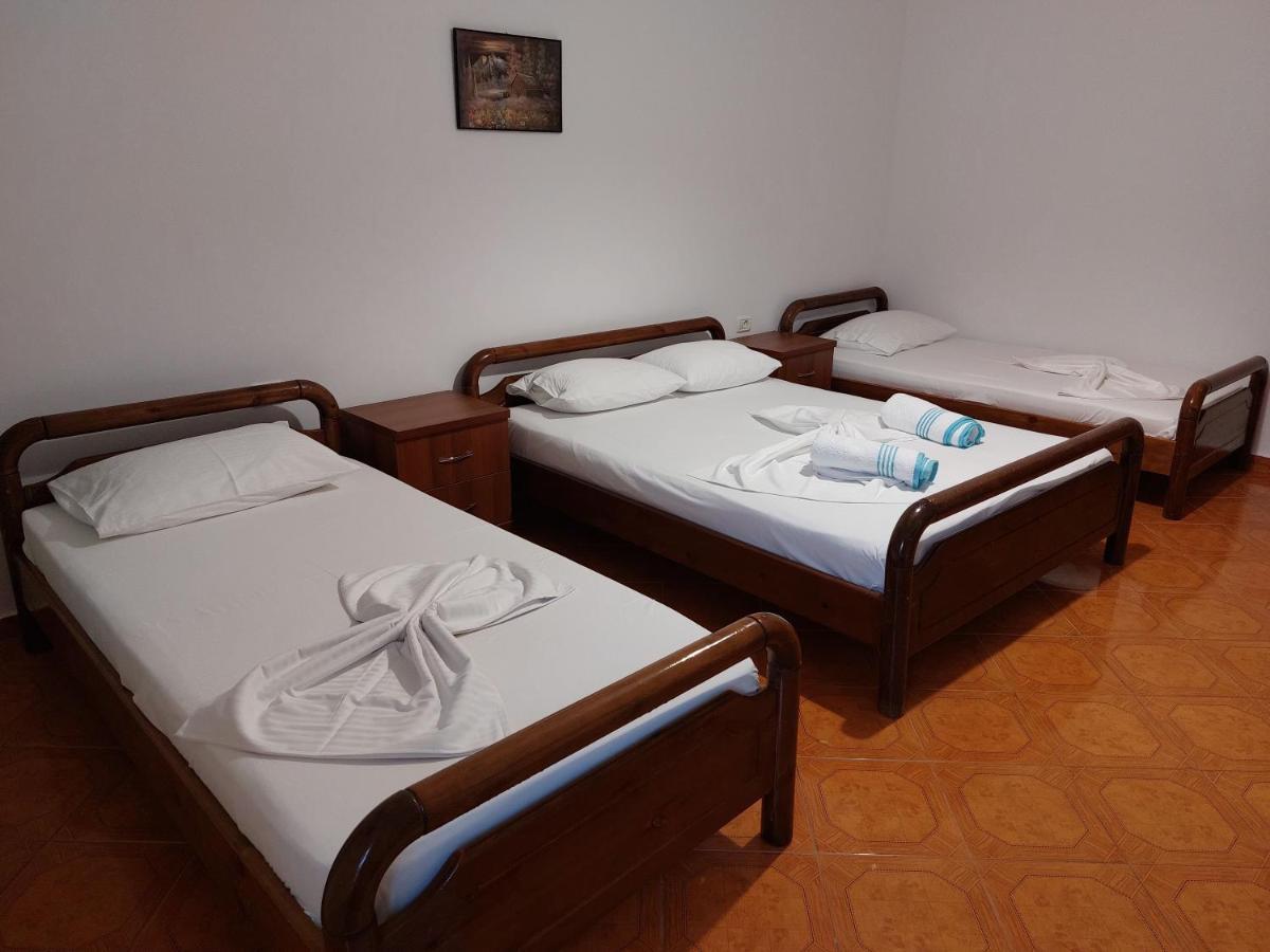 Garden Holiday Studios Химар Екстериор снимка